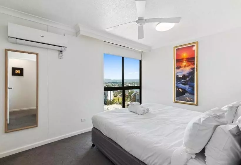 Beachcomber Resort   Official