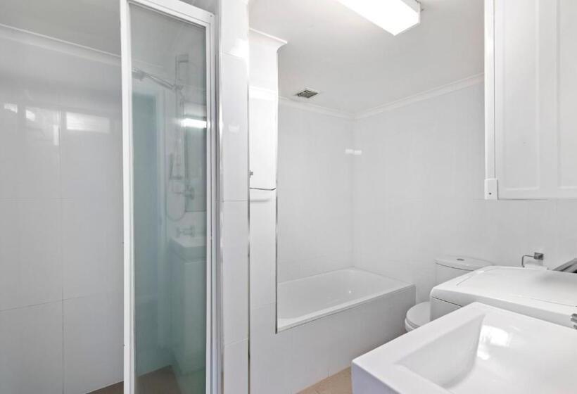 Beachcomber Resort   Official