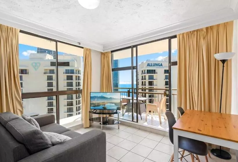 Beachcomber Resort   Official