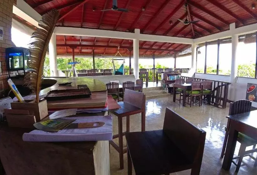 Majatalo Fort Dew Guest House