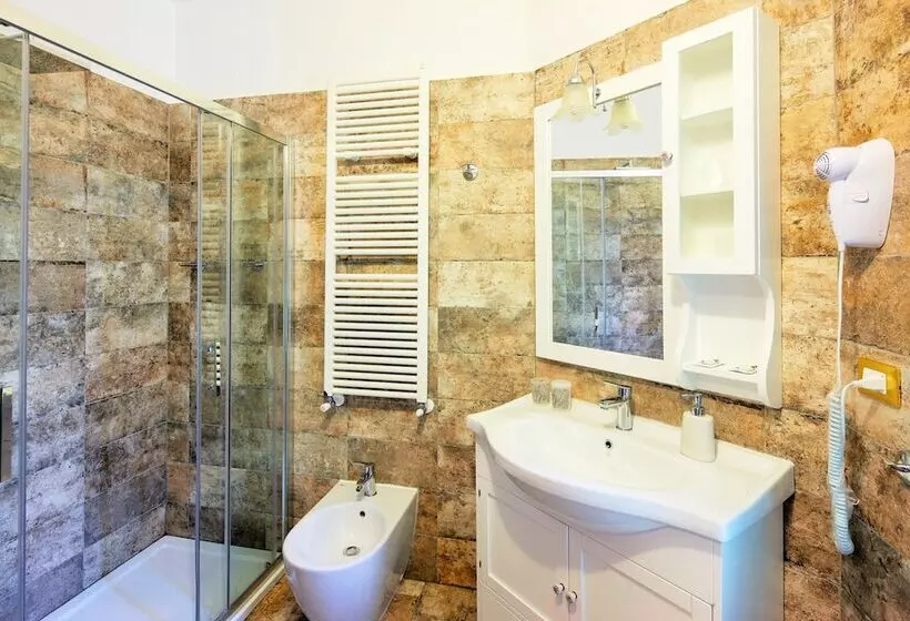 پانسیون Lia Rooms