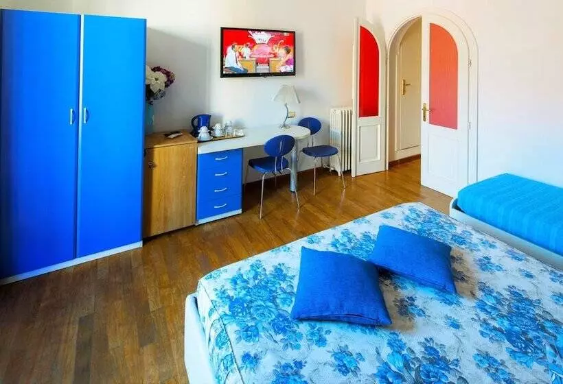 پانسیون Lia Rooms