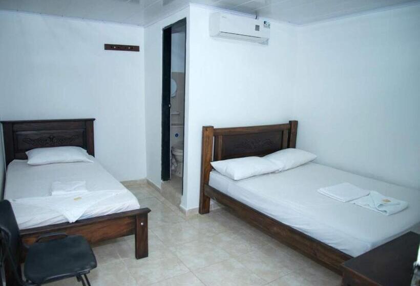 Aparta Hotel El Cacique Upar