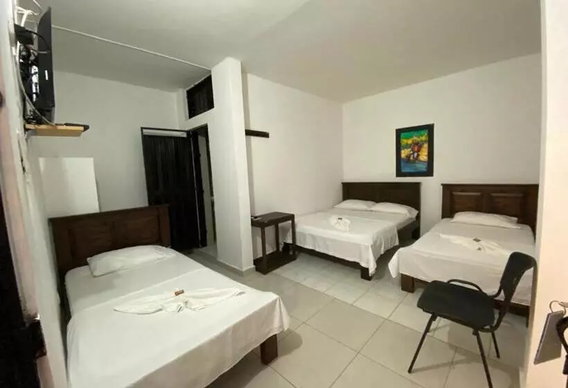 Aparta Hotel El Cacique Upar