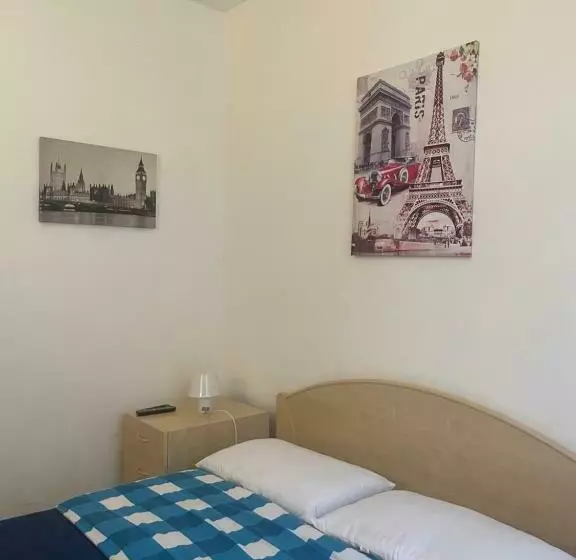 B&b Emc2