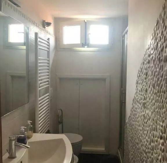 B&b Emc2