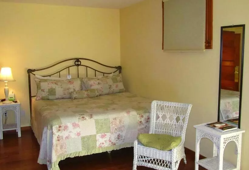 Aamiaismajoitus (B&B) Inkwell Beach Cottage