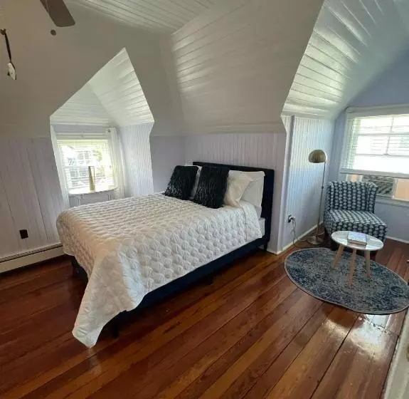 Aamiaismajoitus (B&B) Inkwell Beach Cottage