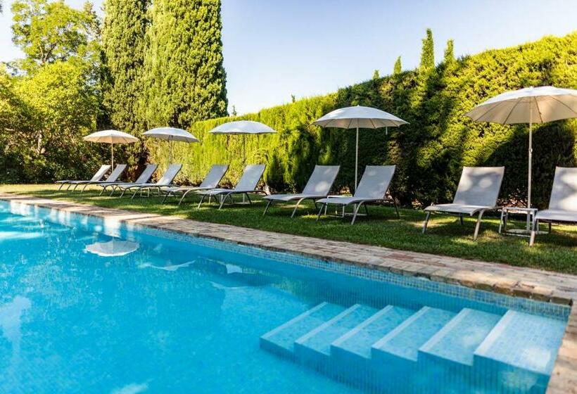 Отель Hôtel   Restaurant & Spa La Magdeleine   Mathias Dandine