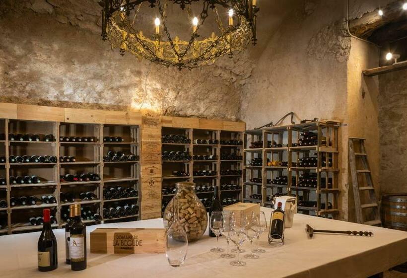 Отель Hôtel   Restaurant & Spa La Magdeleine   Mathias Dandine