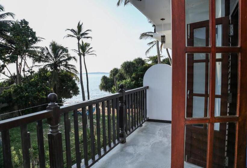 בית מלון כפרי Lakma Sea View