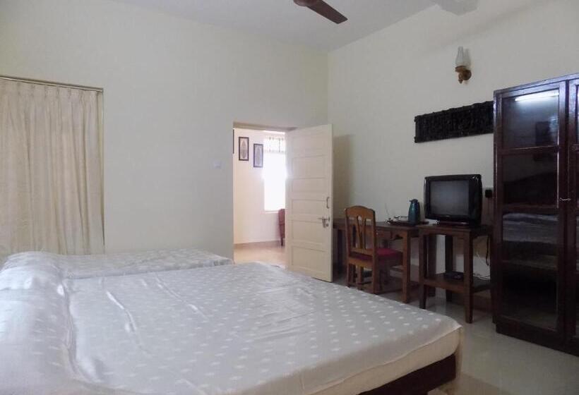 Hôtel Safire Residency