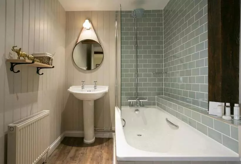 Hotelli The Elephant At The Market