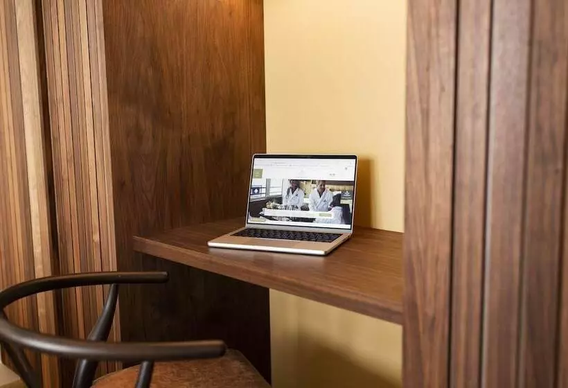 Hotelli The Historic Huis Ter Duin