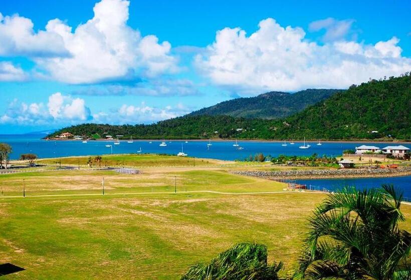 Portside Whitsunday Luxury Holiday Apartments