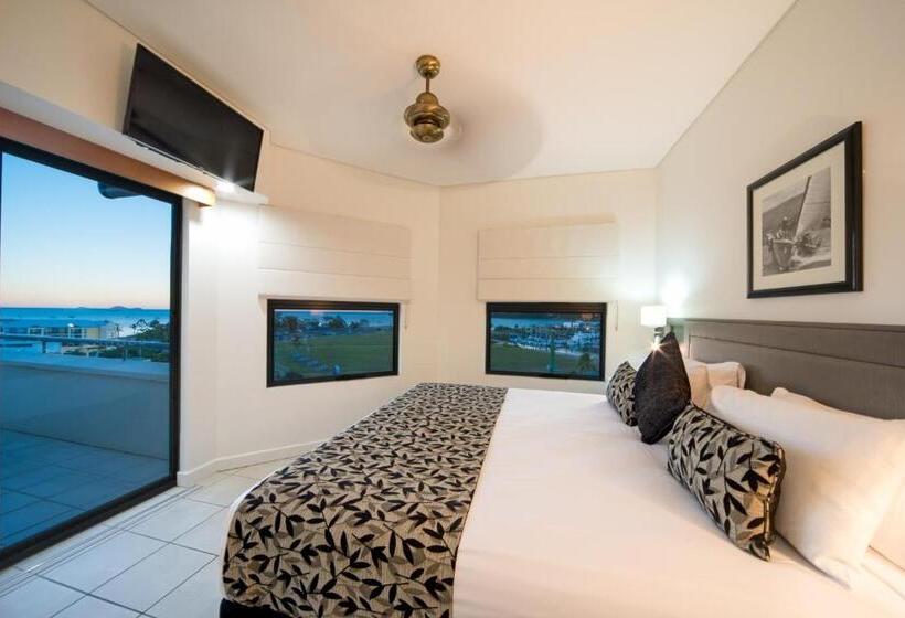 Portside Whitsunday Luxury Holiday Apartments