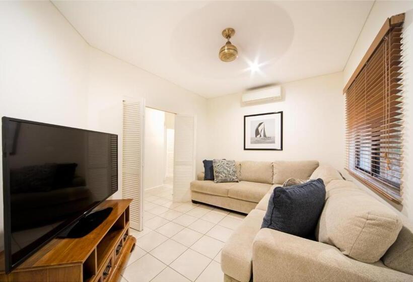 Portside Whitsunday Luxury Holiday Apartments