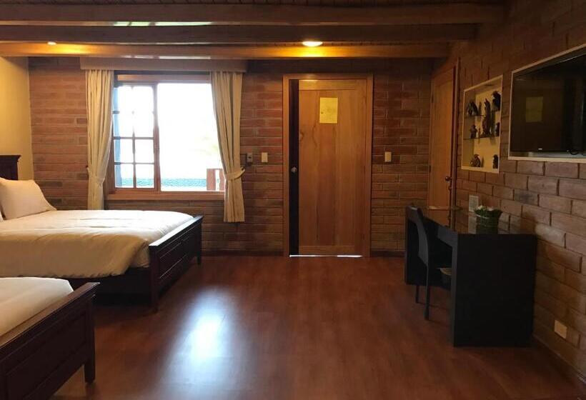 Puertolago Country Inn & Resort