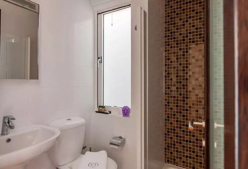 Harbour Views Gozitan Villa Shared Pool   Happy Rentals