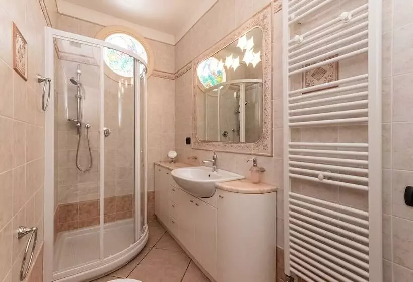 Villa Riviera  Bluchalet