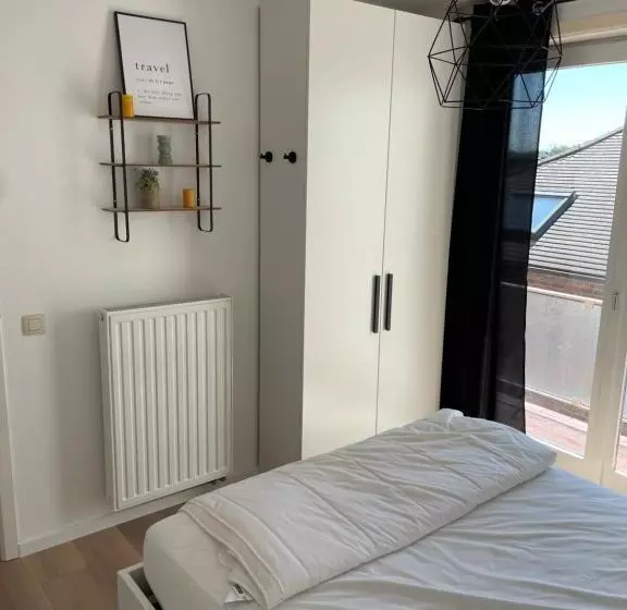 Appartement Place Léopold 1er à La Panne à 100m De La Plage