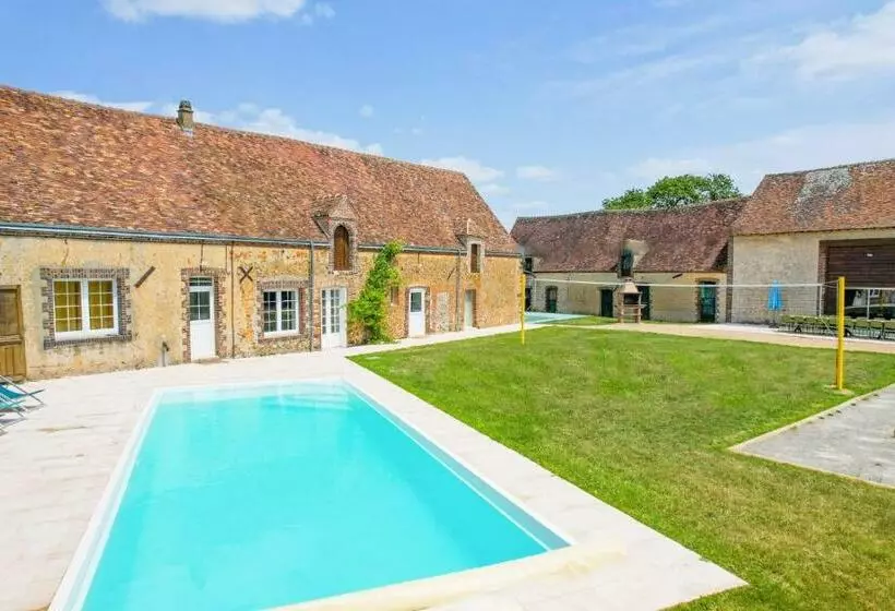 So Villa La Girardiere 28   Heated Pool   Basket   Jacuzzi   2h Paris   30 Beds