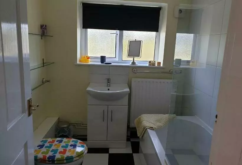 Yew Tree Bungalow, Onneley, Cheshire