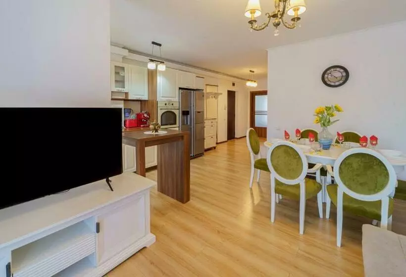 5 Mansion In City Center
