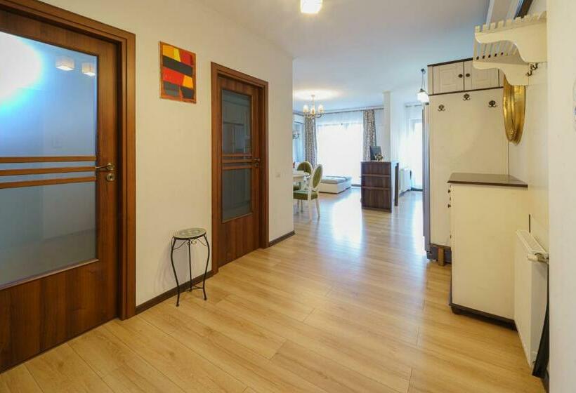 5 Mansion In City Center