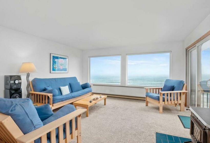 Seascape At Winema Beach