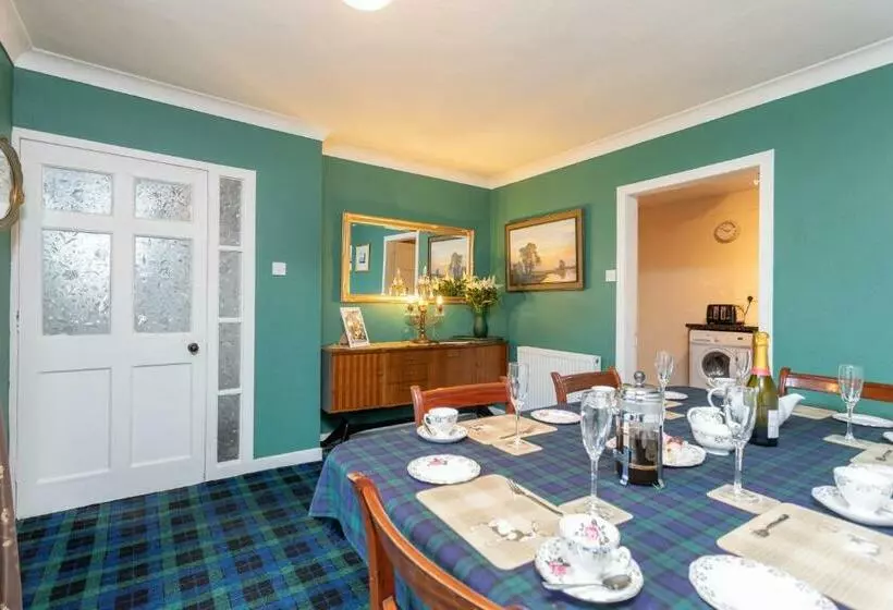 The Auld Sweetie Shop