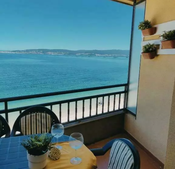 Apartamento En Bueu Sobre La Playa