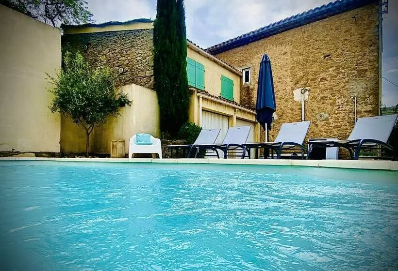 La Muscadelle : Le Calme Du Sud De La France