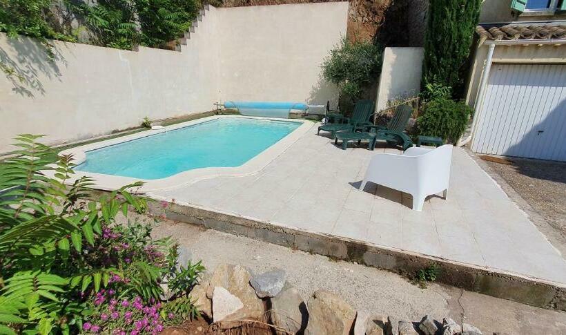 La Muscadelle : Le Calme Du Sud De La France