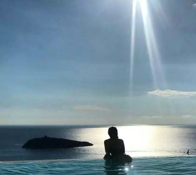 Luxury Villa Blue&blanc Piscina A Sfioro Isola