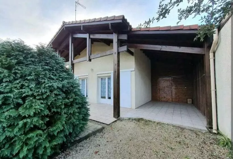 Maison Idéalement Située Pour 6 Personnes
