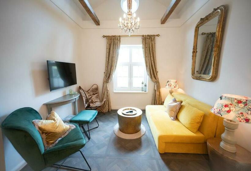 Privatsphäre Im Kutscherhaus Der Villa Golding