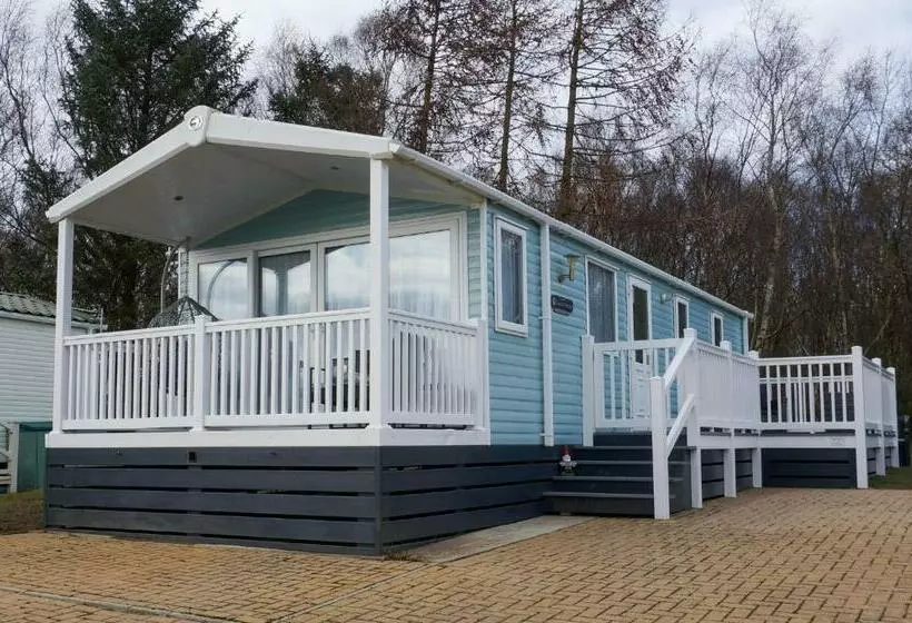 Silver Birch Retreat   Percy Woods Country Retreat With 18 Hole Free Golf