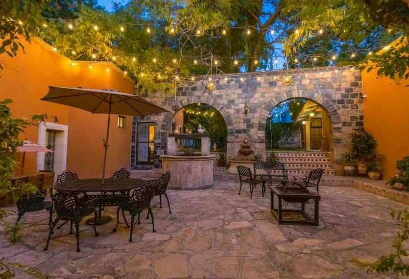 Villa Caracol: Ubicación, Exclusividad Y Servicio!