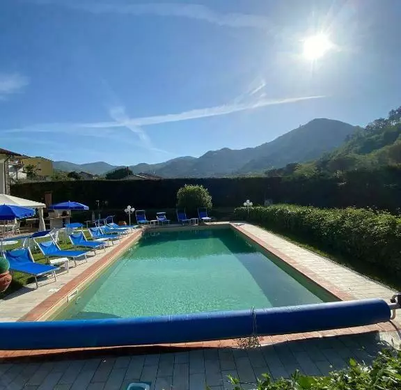 Villa Con Piscina Tra Versilia E Cinque Terre