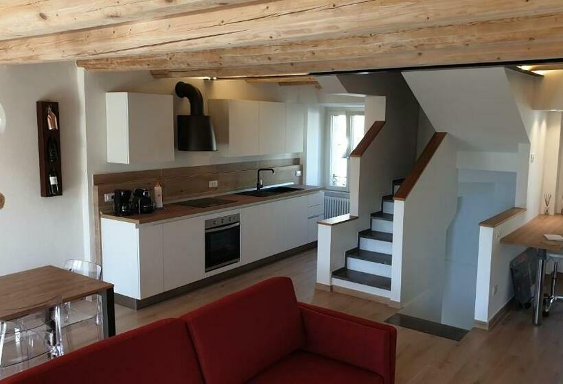 Italian Experience Aghel Luxury Apartment