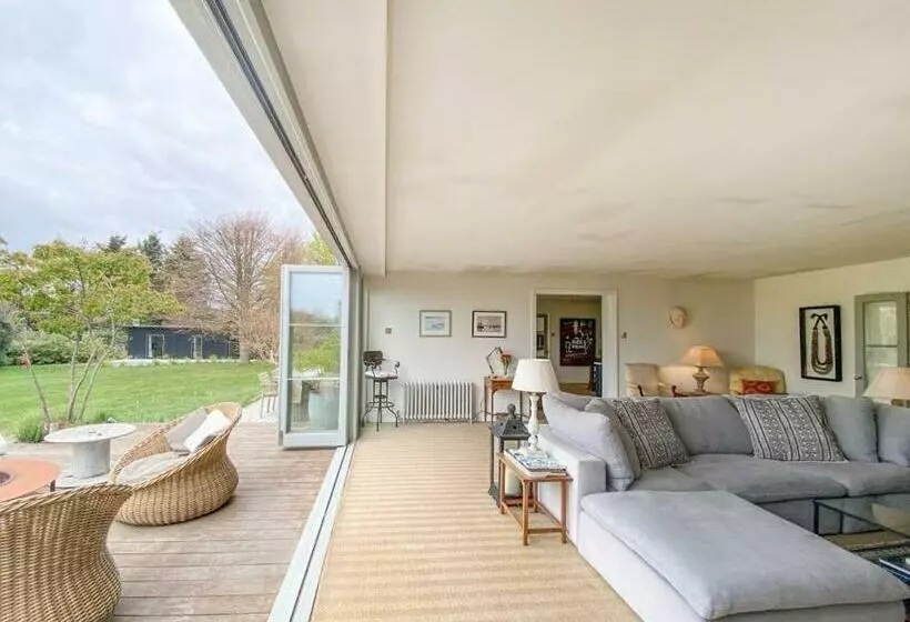 Spring House, Aldeburgh A Luxurious Place To Stay