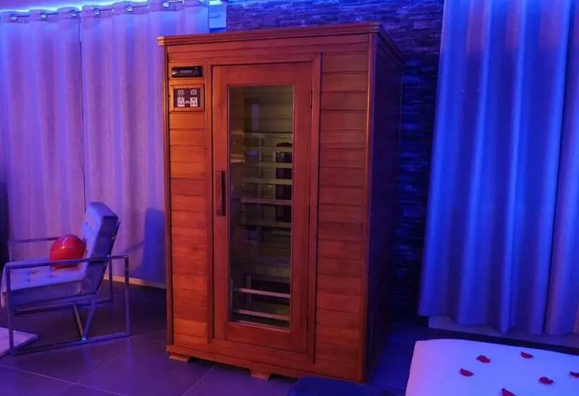 Appartement   Jacuzzi   Pour Deux