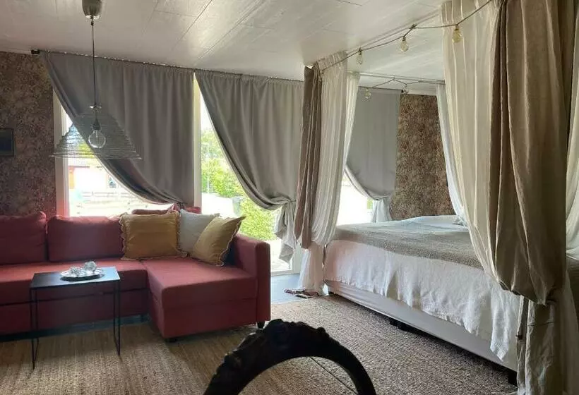 Pia’s Country House