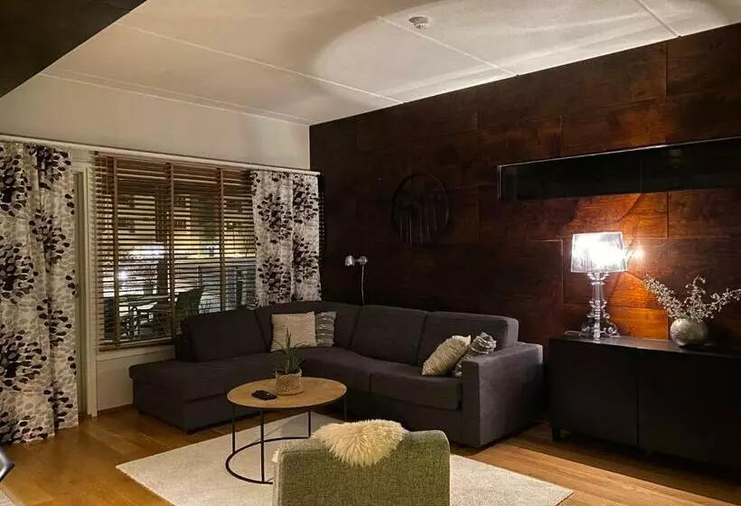 Tasokas Lomahuoneisto Tahko Spa Black 2mh