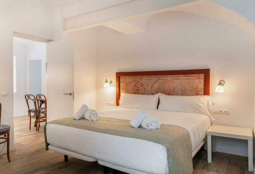 Alta House Apartments 3 Calas