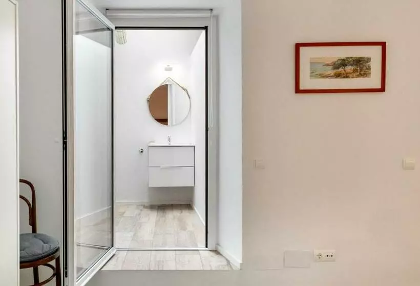 Alta House Apartments 3 Calas