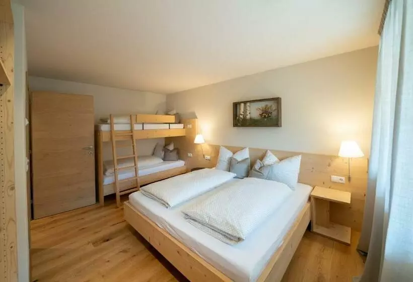 Oberzerod Apartments