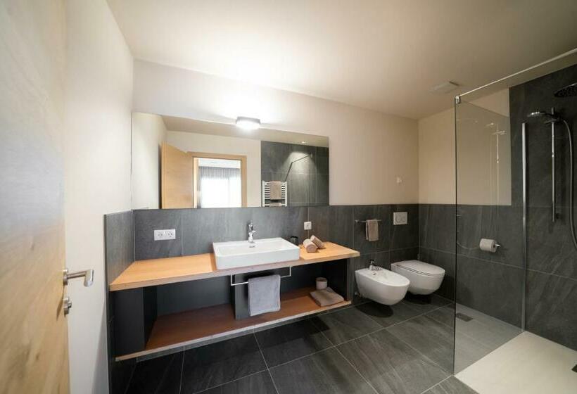 Oberzerod Apartments