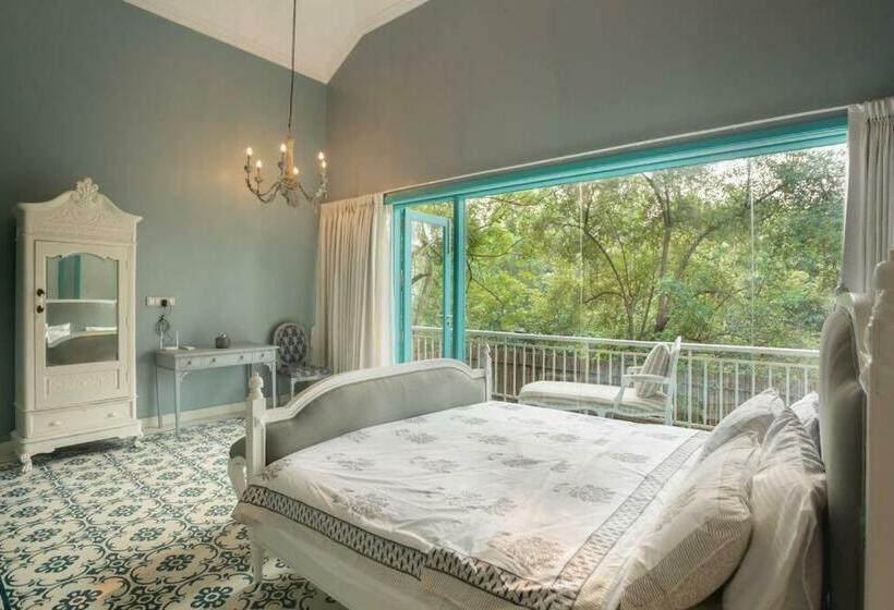 White Banyan Beach Villa, Candolim By The Acacia Villas